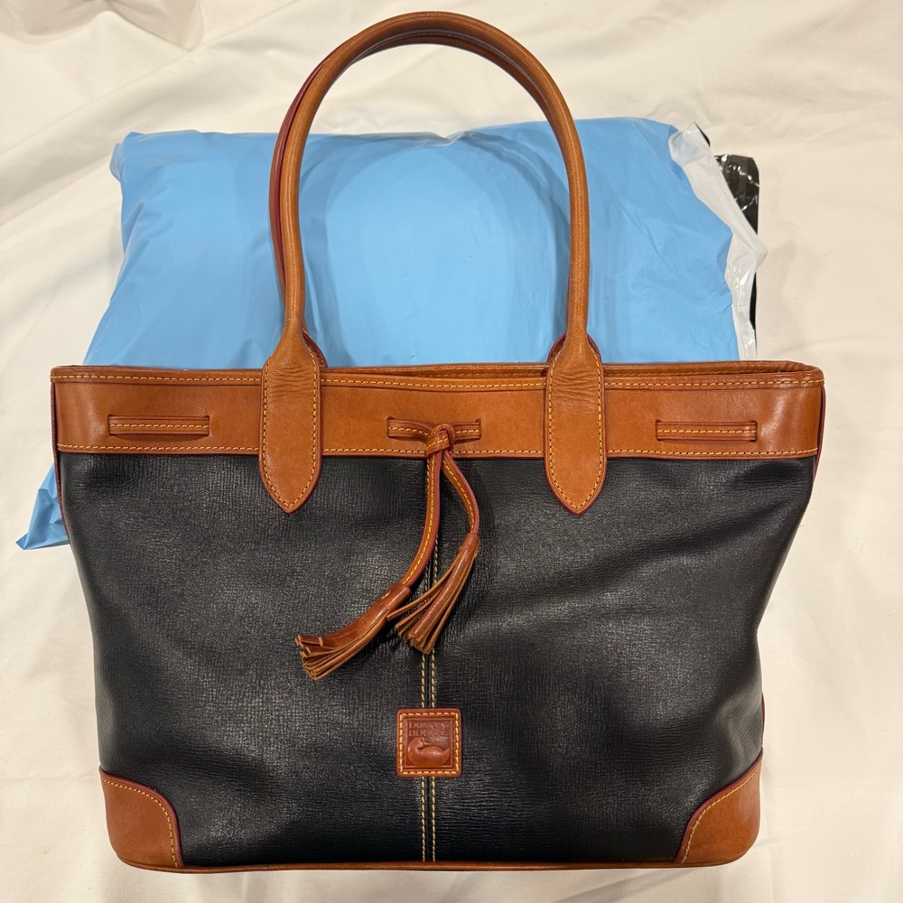 *SOLD* Vintage Dooney and Bourke Saffiano Leather Tassel Tote Bag